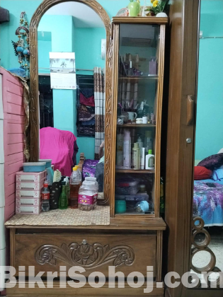 dressing table